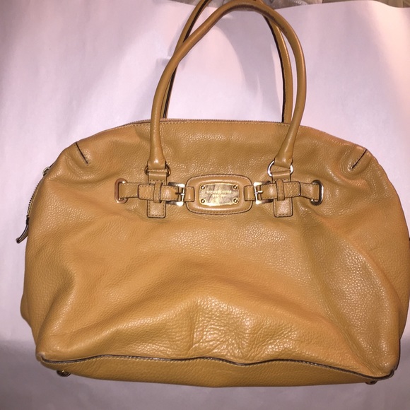 auth MICHAEL by MICHAEL KORS overnight bag $650 - Picture 2 of 16